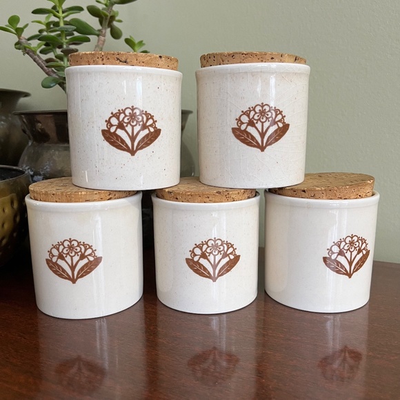 Retro Kiln Craft Ceramic Tableware Spice Jars (5) - Picture 2 of 5